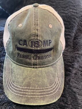 CA18MP Olive green and cream trucker hat